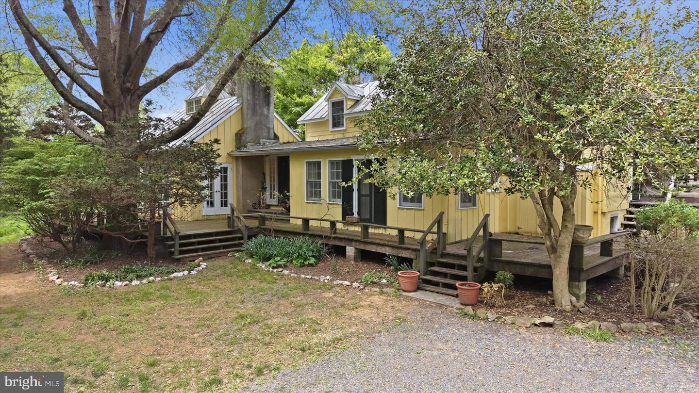 2674 Five Points Rd Property Photo 1