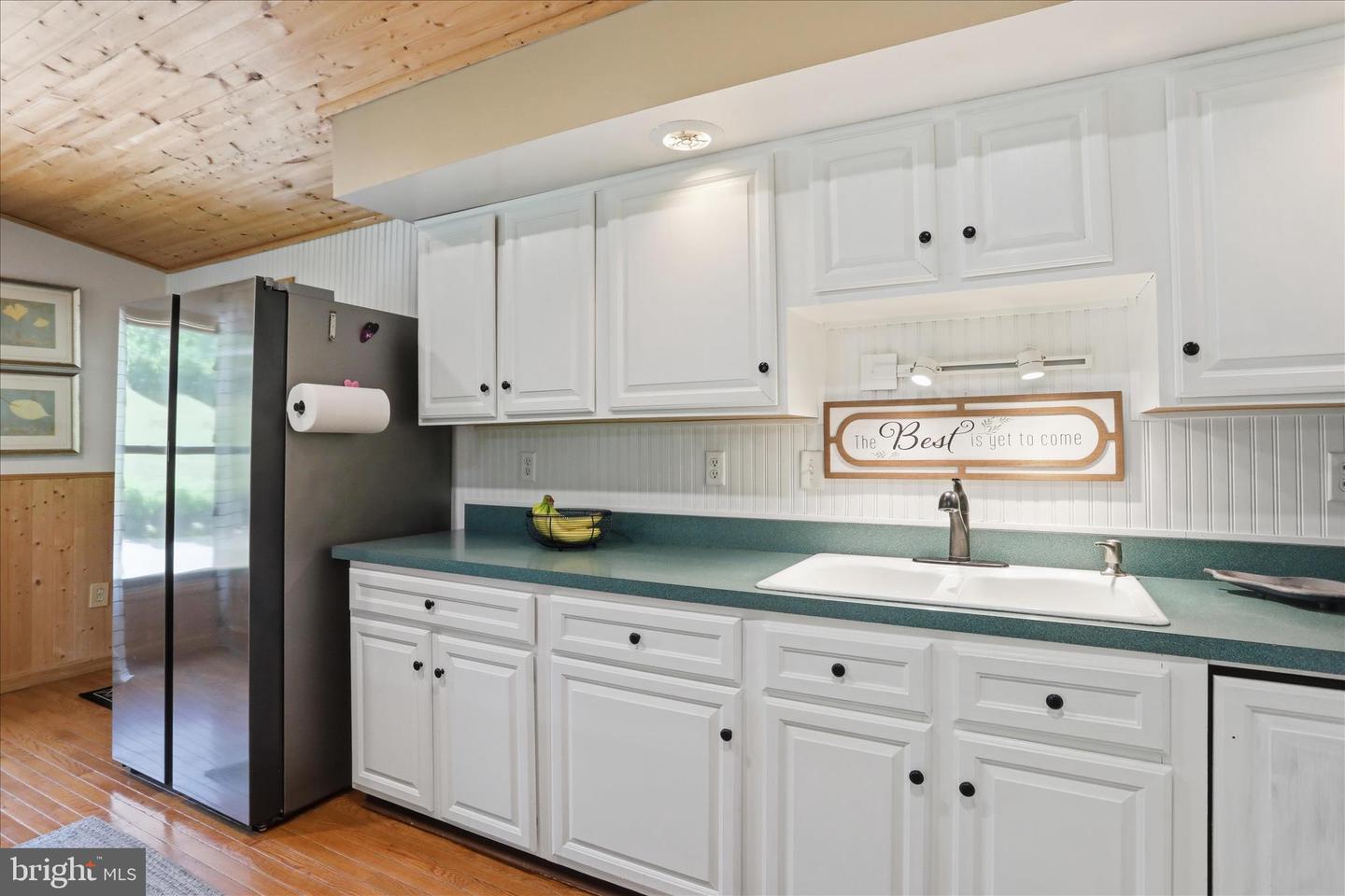 13010 Belle Meade Ln Property Photo 3