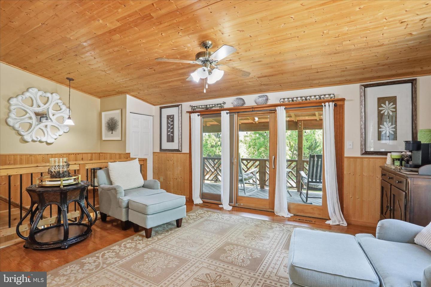 13010 Belle Meade Ln Property Photo 10