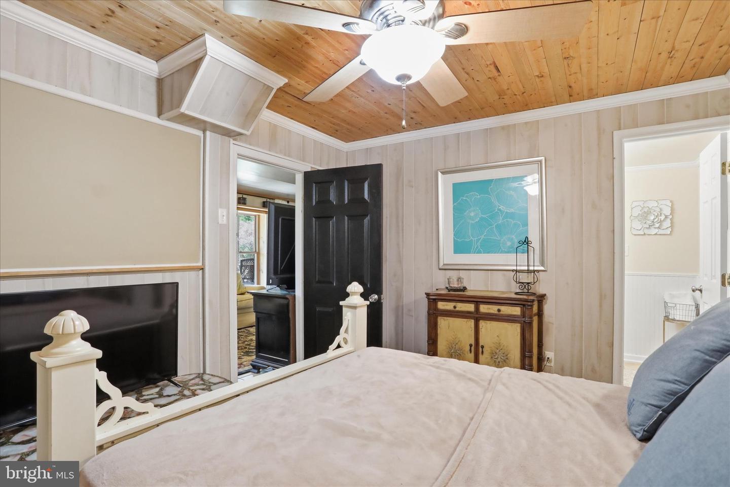 13010 Belle Meade Ln Property Photo 32