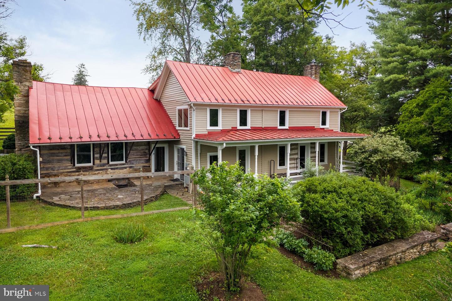 3004 Burrland Ln Property Photo 1