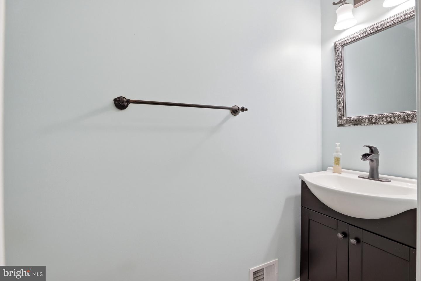 7584 Bald Eagle Dr Property Photo 27