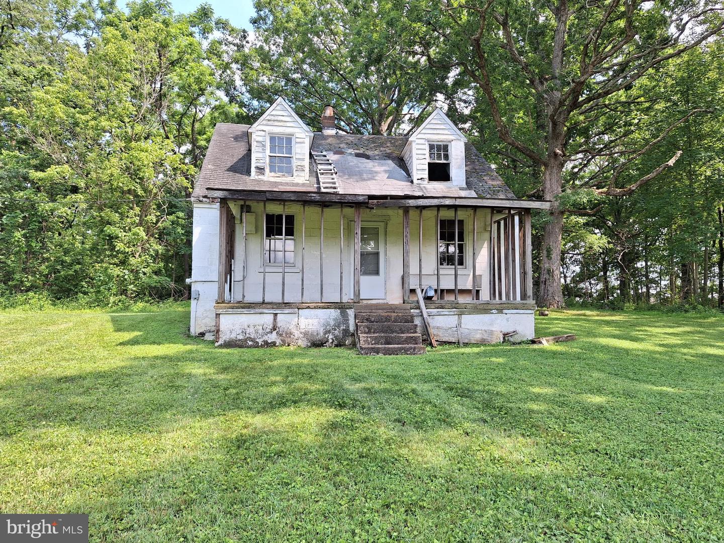 9499 Old Waterloo Rd Property Photo 12
