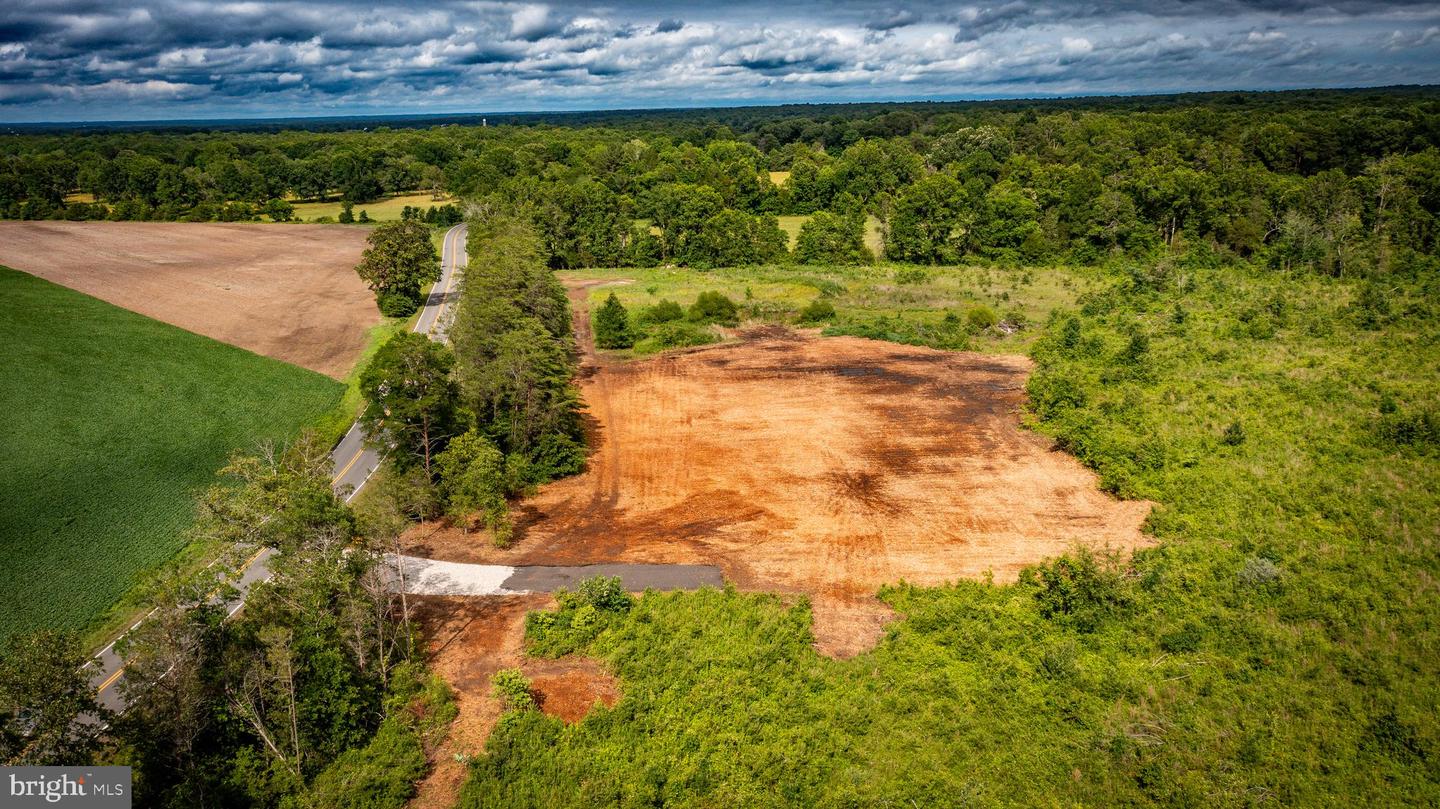 Ritchie Rd Property Photo 6
