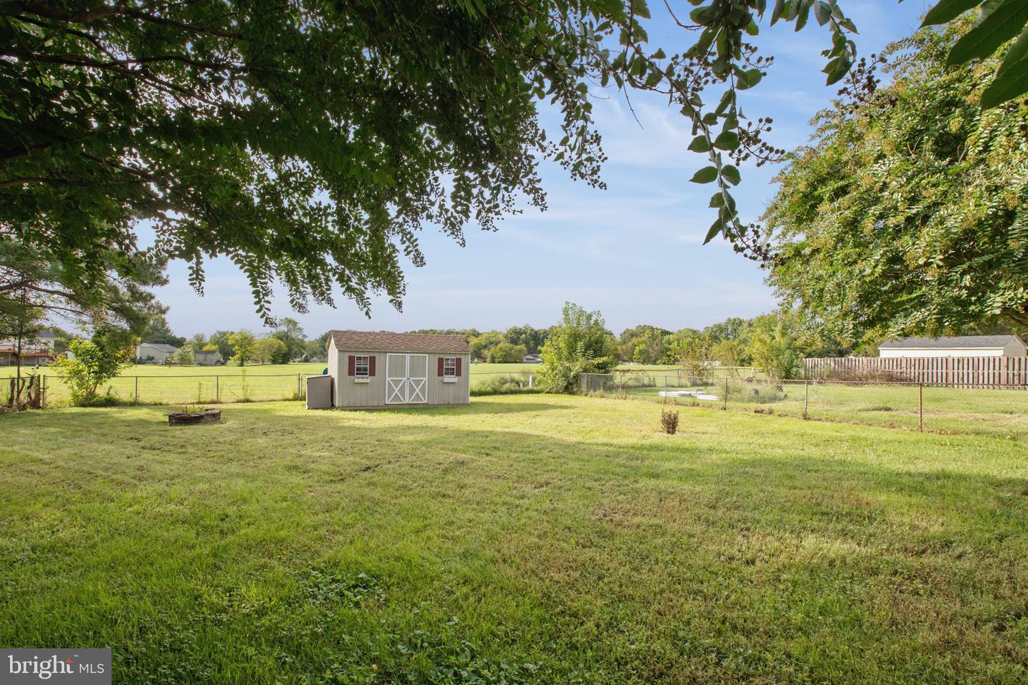 6723 Huntland Dr Property Photo 3