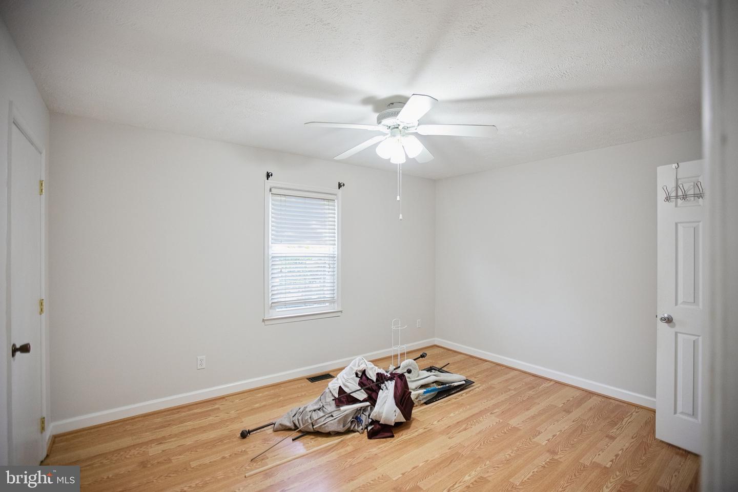 6723 Huntland Dr Property Photo 22