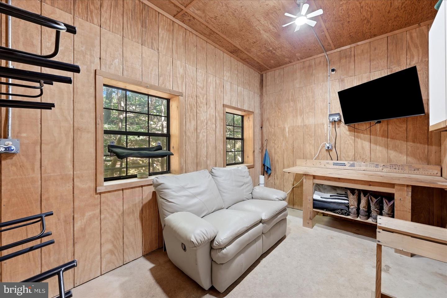 5221 Mountain View Dr Property Photo 18