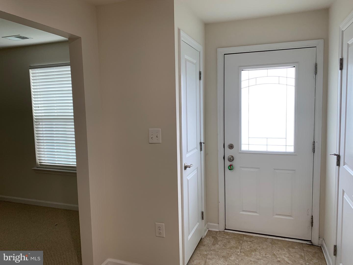 9022 Randolph Cir Property Photo 2