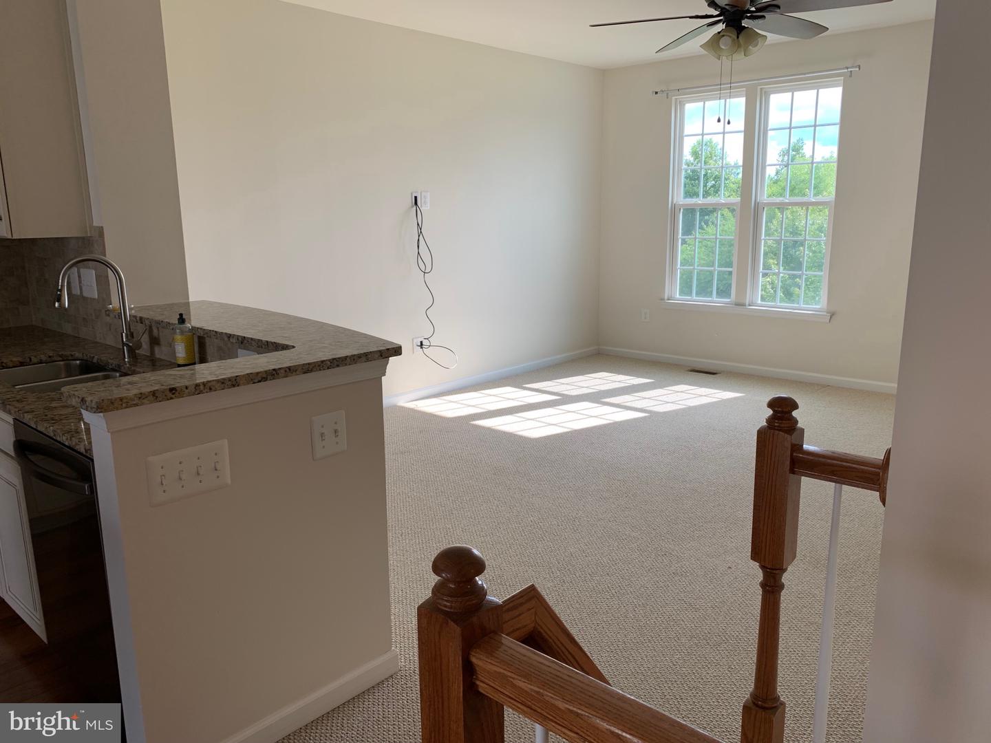 9022 Randolph Cir Property Photo 7
