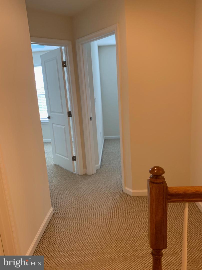 9022 Randolph Cir Property Photo 14