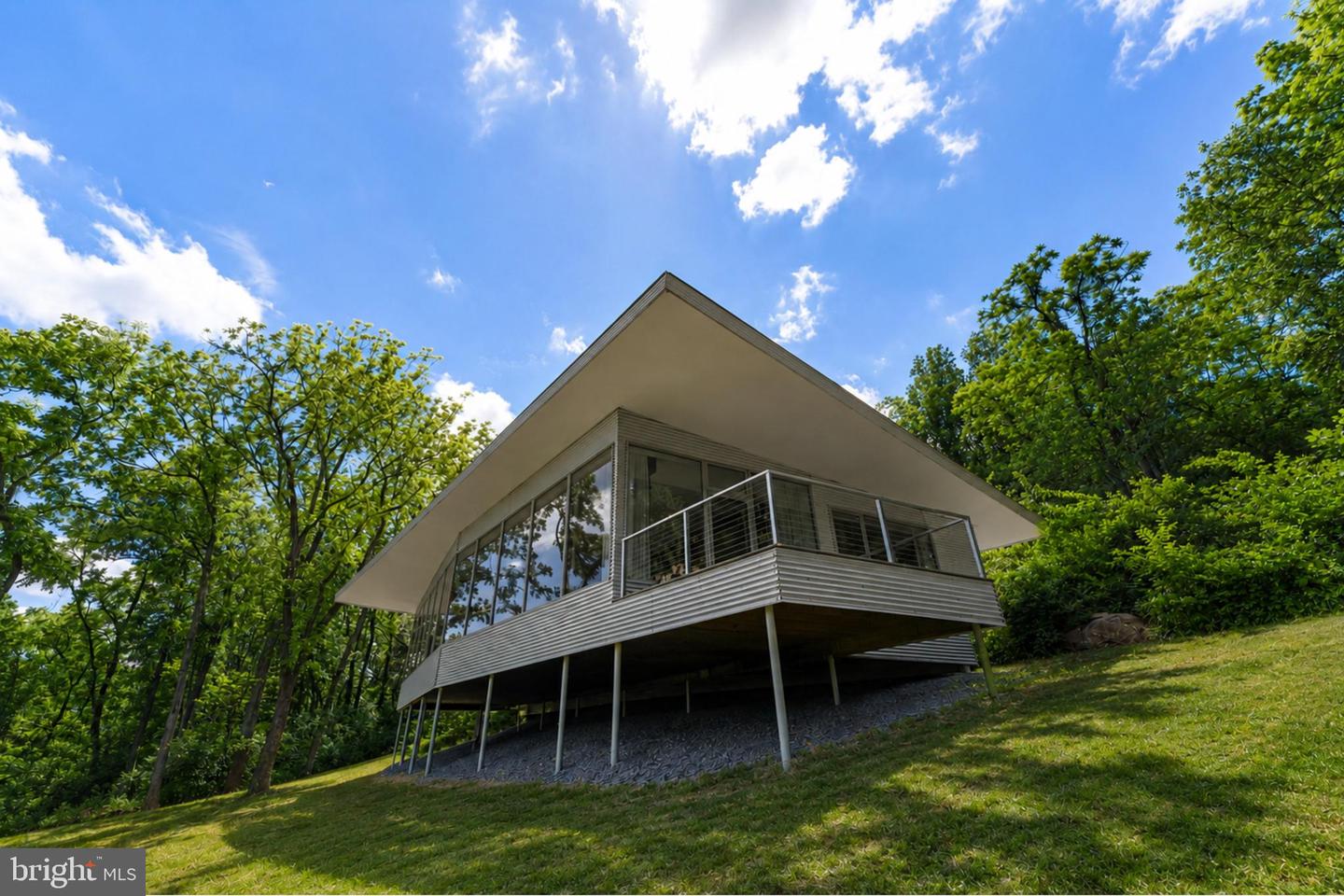 4791 Observatory Property Photo 2