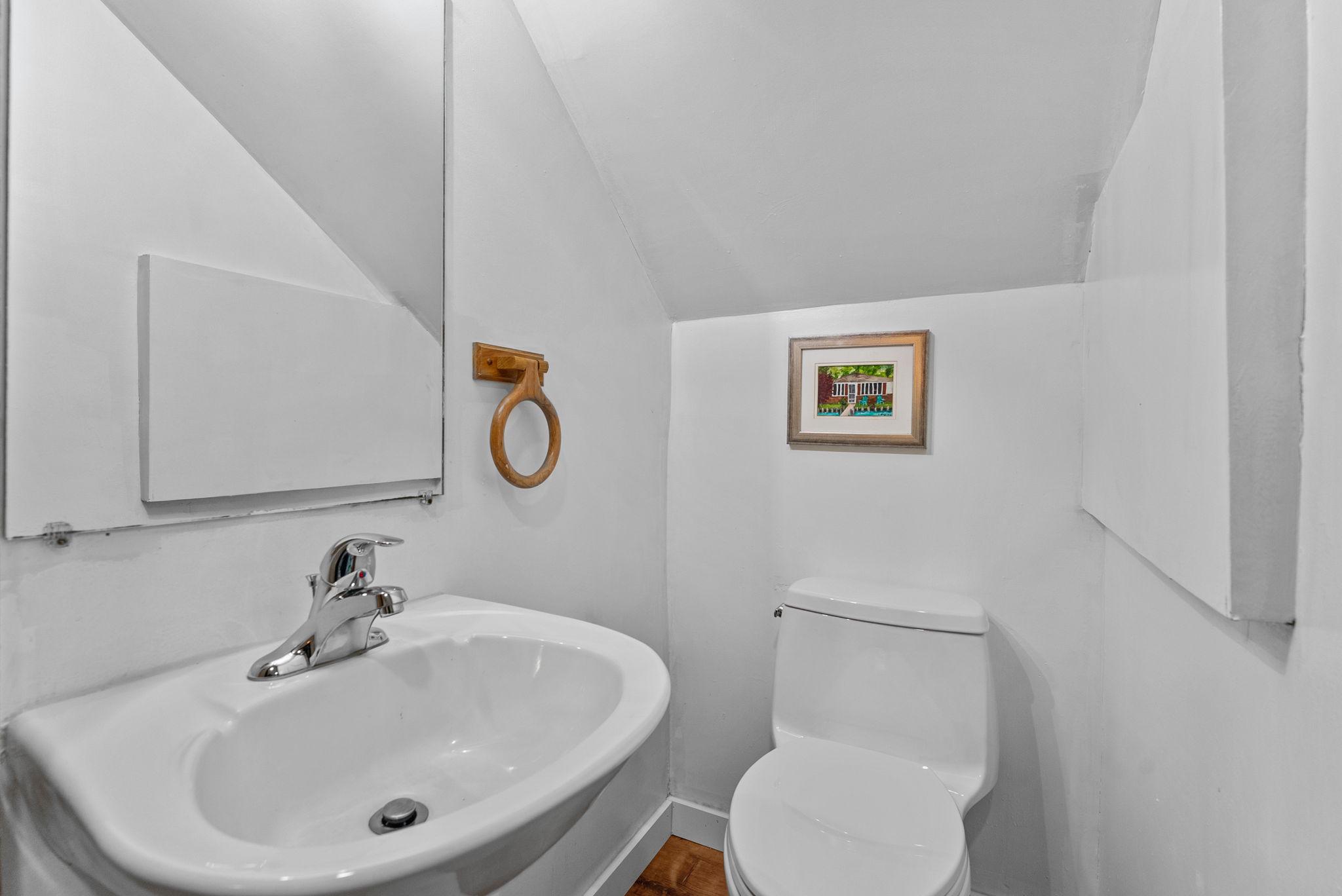 9914 Crest Ct Property Photo 44