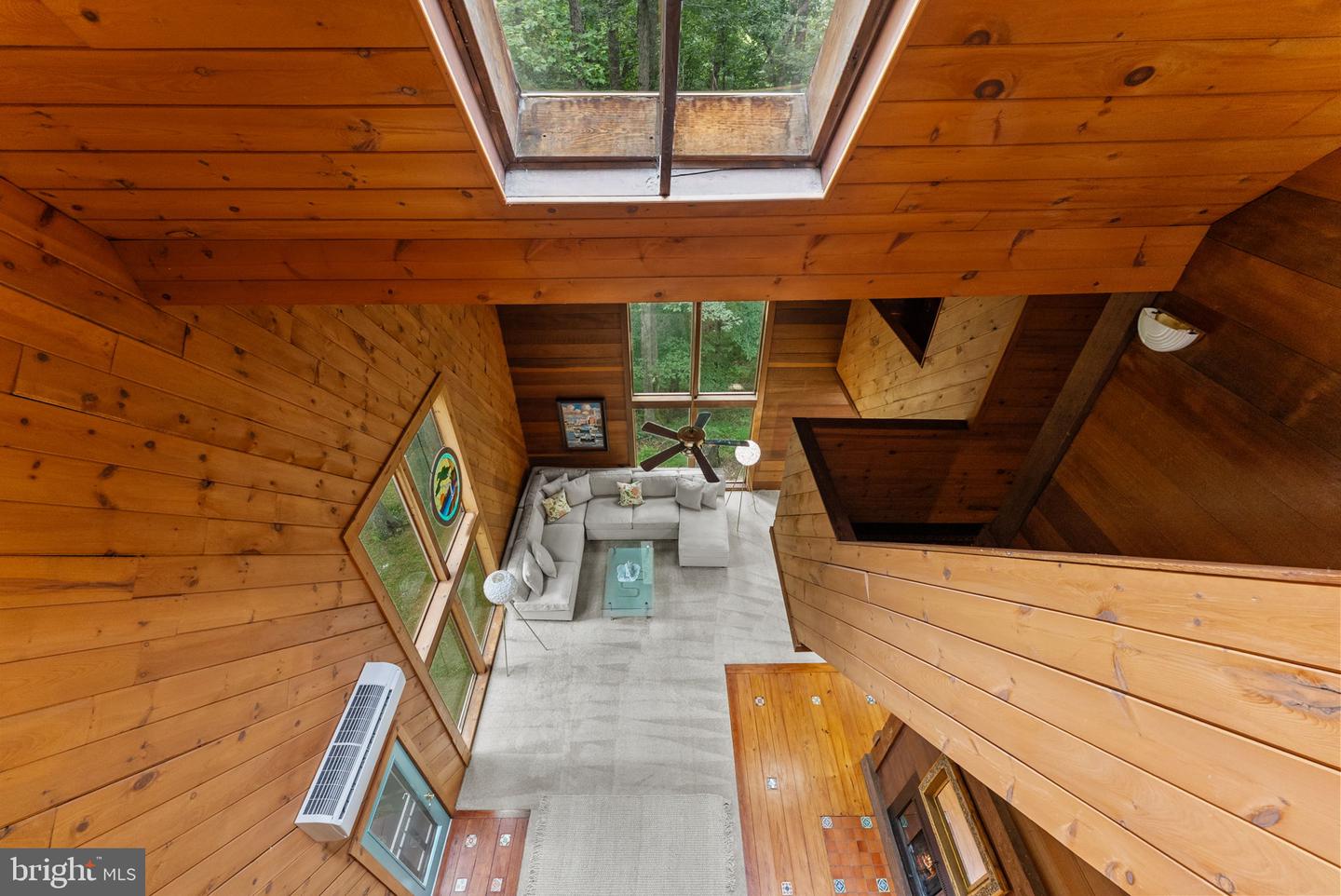 9914 Crest Ct Property Photo 78