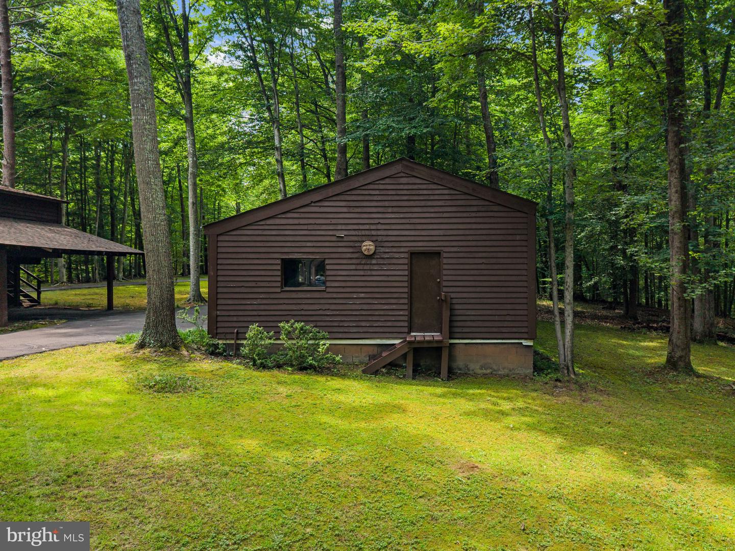 9914 Crest Ct Property Photo 126