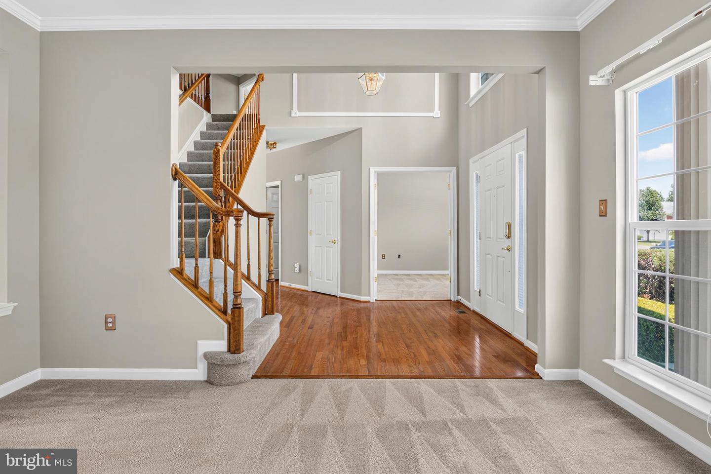 10829 King Nobel Ln Property Photo 3