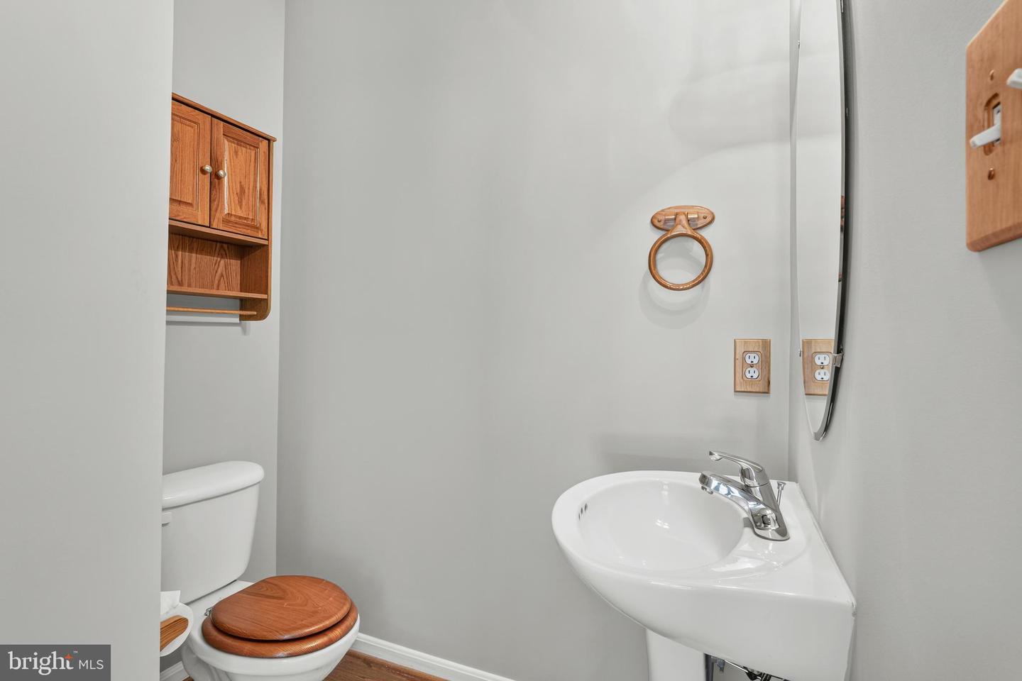 10829 King Nobel Ln Property Photo 16