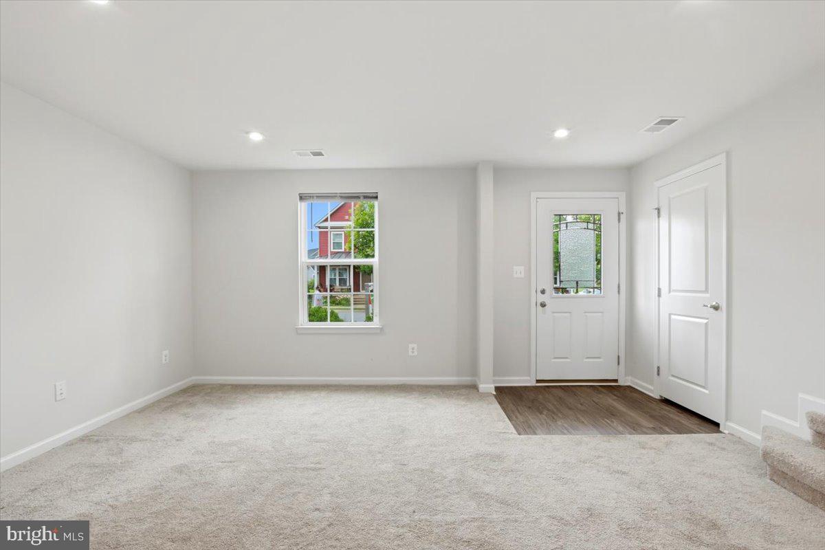 7554 Hancock St Property Photo 4
