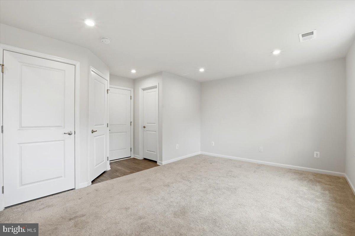 7554 Hancock St Property Photo 5