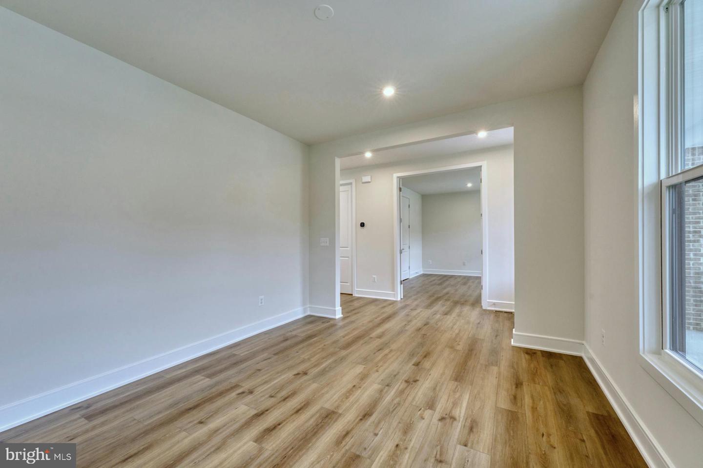 5095 Carter's Crossing Ave Property Photo 6