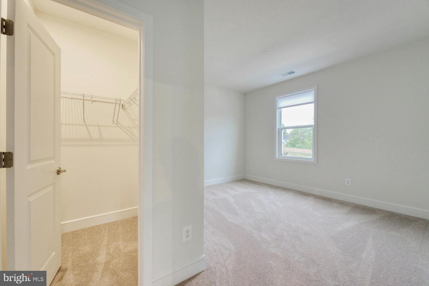 5095 Carter's Crossing Ave Property Photo 32