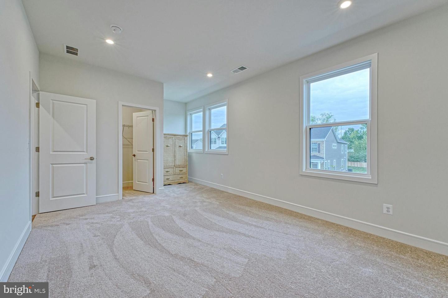 5095 Carter's Crossing Ave Property Photo 37