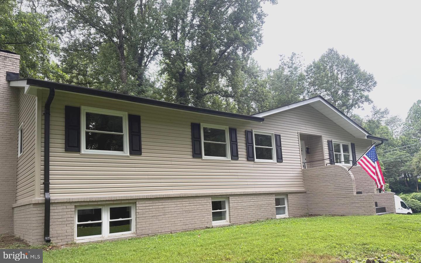 8093 Meetze Rd Property Photo 35