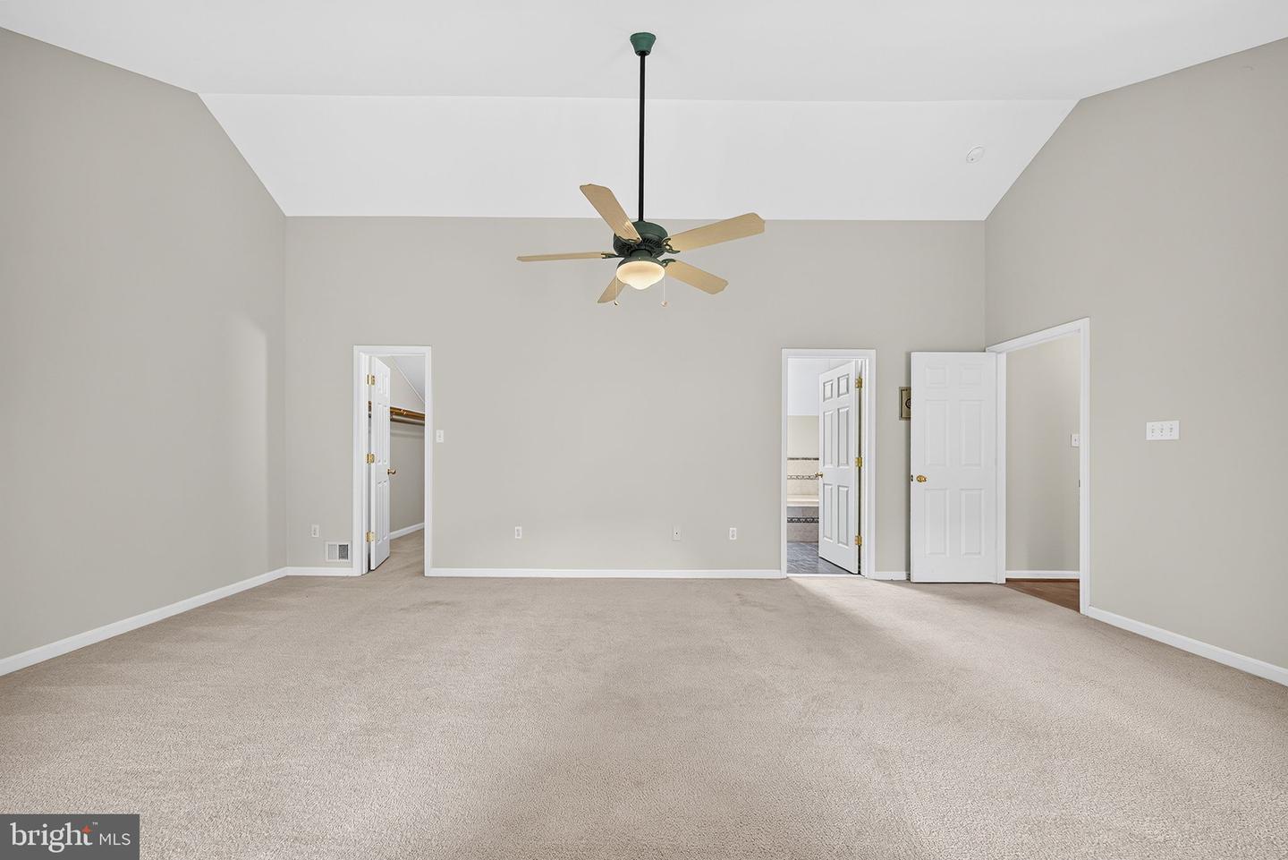 11530 John Marshall Hwy Property Photo 31
