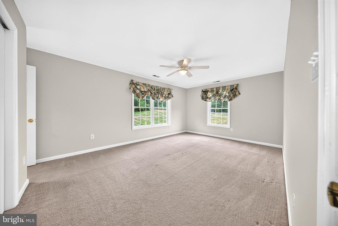 11530 John Marshall Hwy Property Photo 39