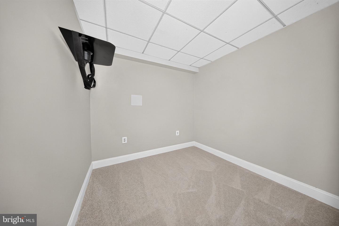 11530 John Marshall Hwy Property Photo 47