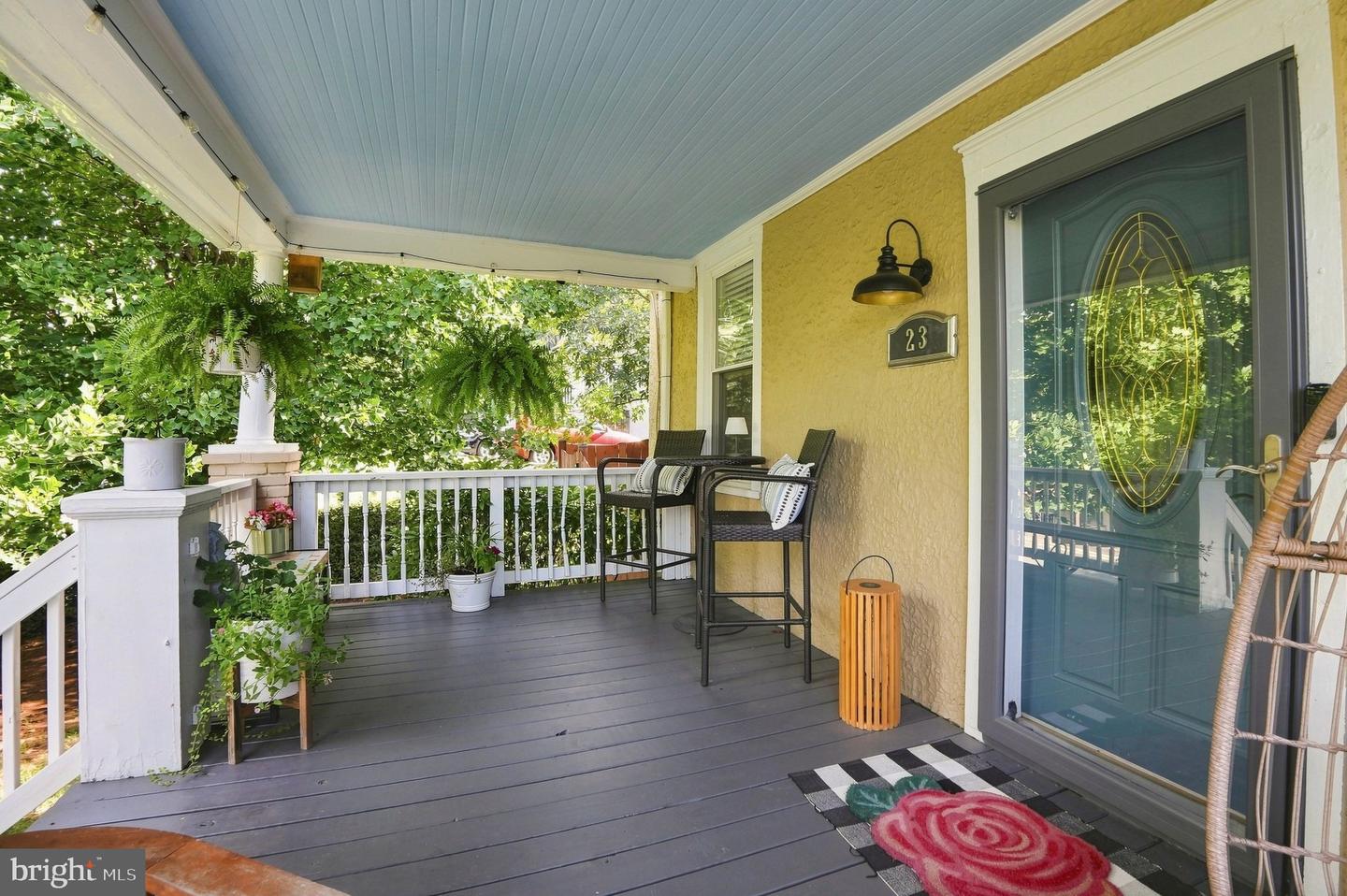 23 Fairfax St Property Photo 4