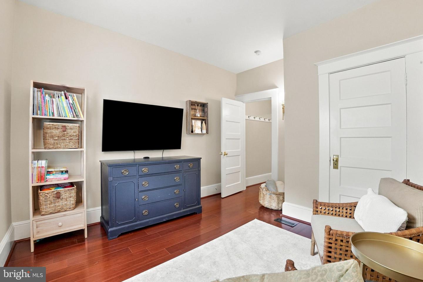 23 Fairfax St Property Photo 9
