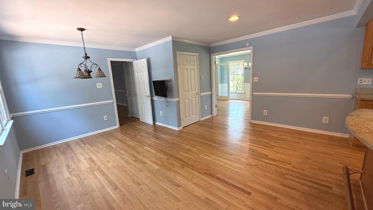 5750 Pendleton Ln Property Photo 15