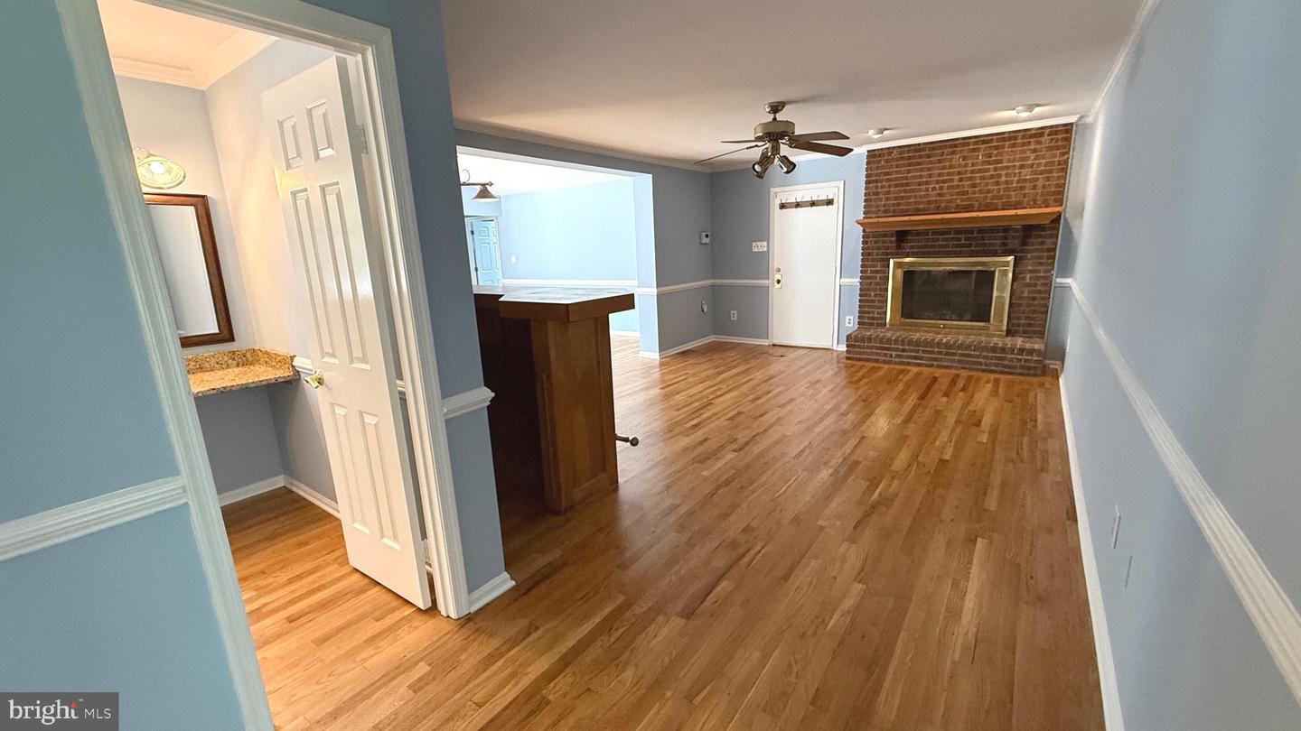 5750 Pendleton Ln Property Photo 17