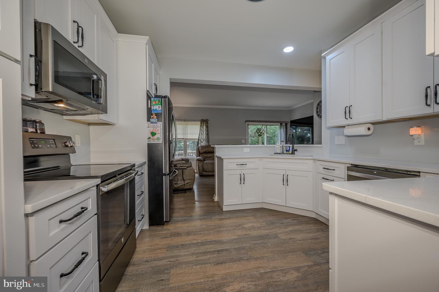 10866 Depot Dr Property Photo 6