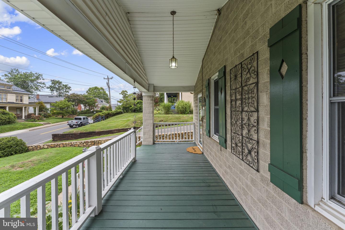 133 Waterloo St Property Photo 5