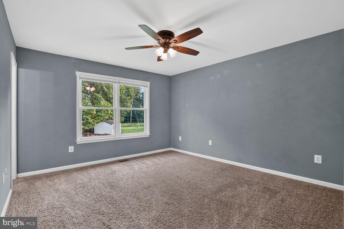9427 Beale Ln Property Photo 17