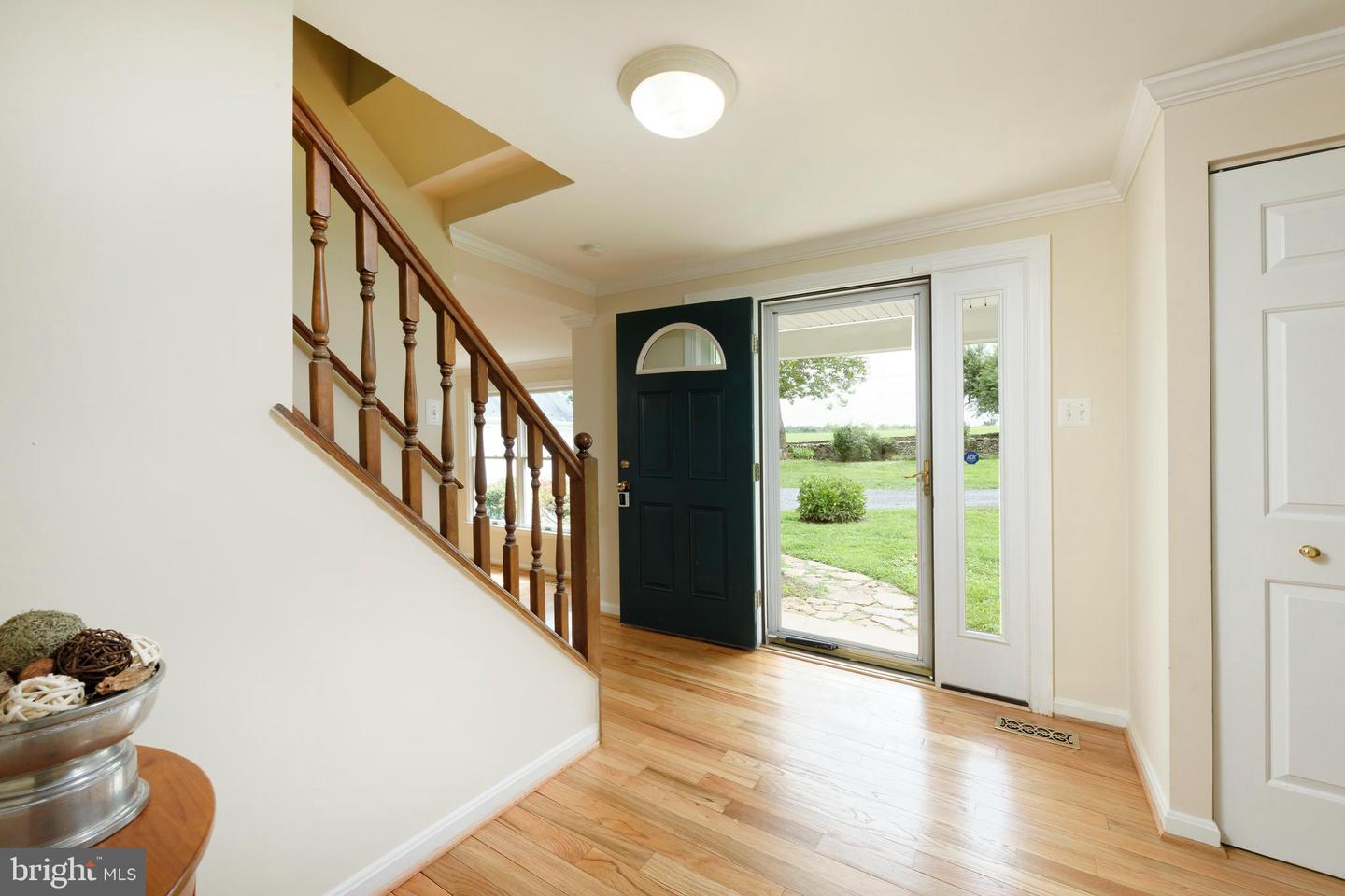 7296 Rectors Ln Property Photo 4