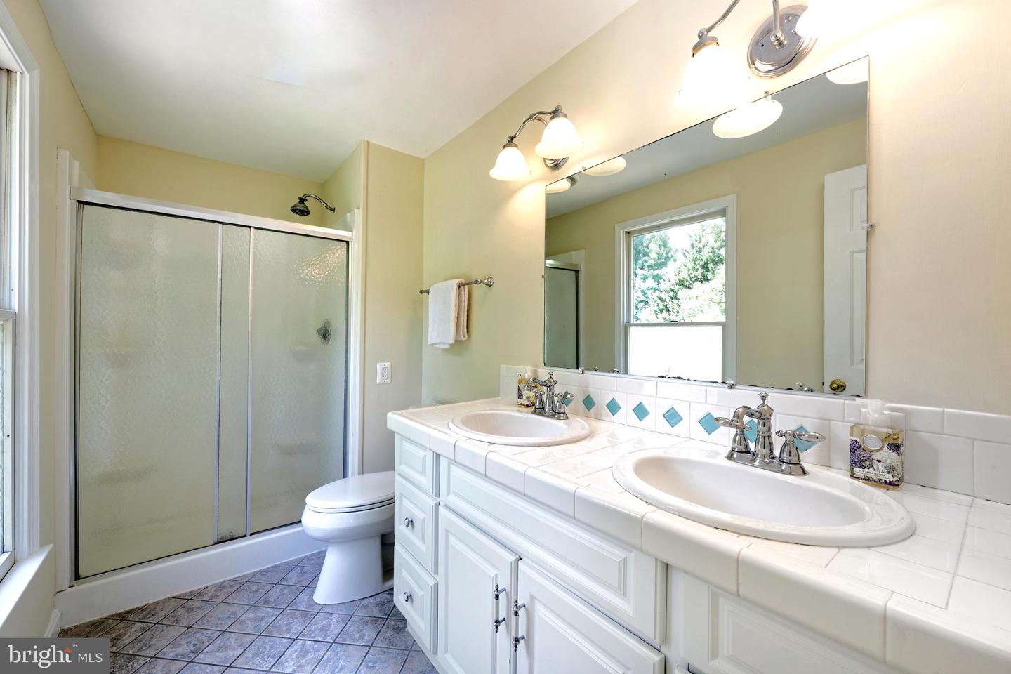 7296 Rectors Ln Property Photo 25