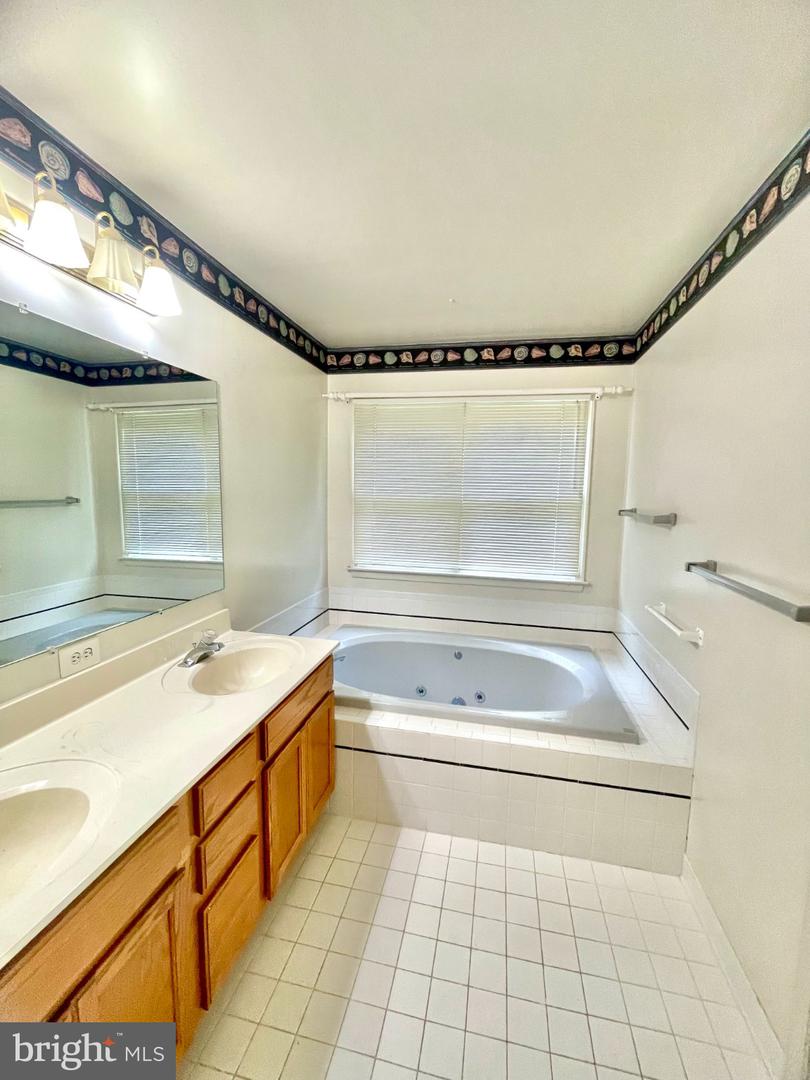 41 Menlough Dr Property Photo 13