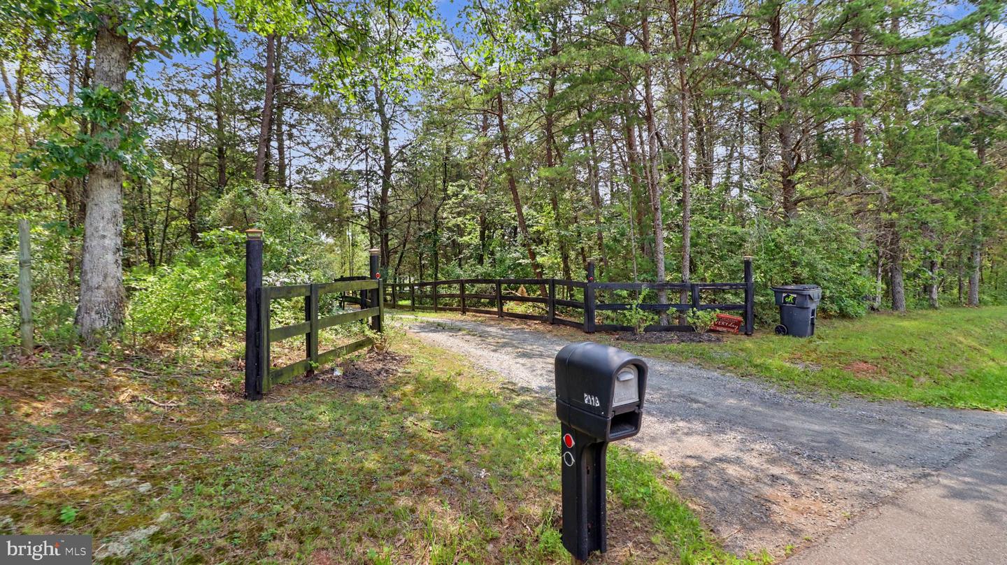 2113 Courthouse Rd Property Photo 2
