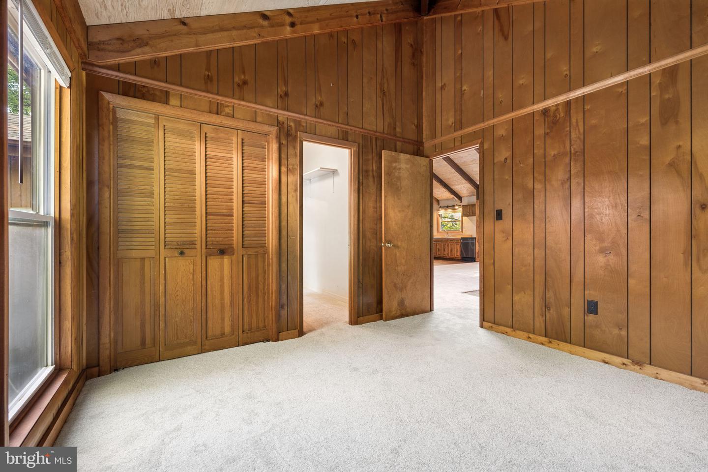 8297 Squires Ln Property Photo 18