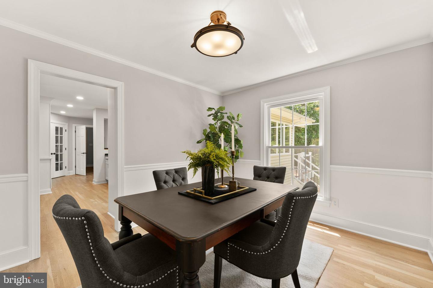 7154 Chesterfield Property Photo 25