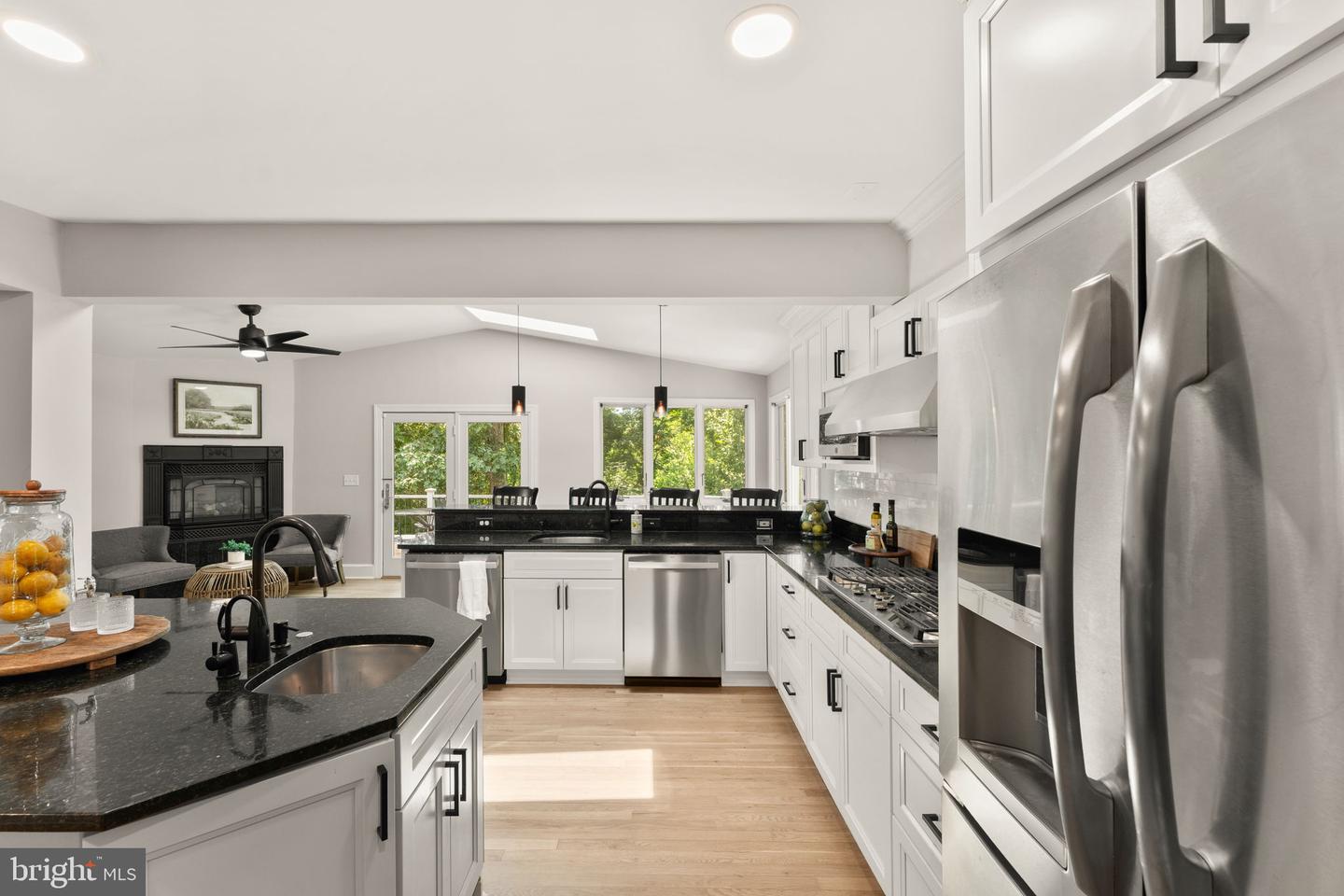 7154 Chesterfield Property Photo 31