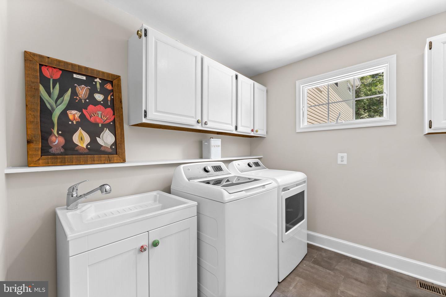 7154 Chesterfield Property Photo 54