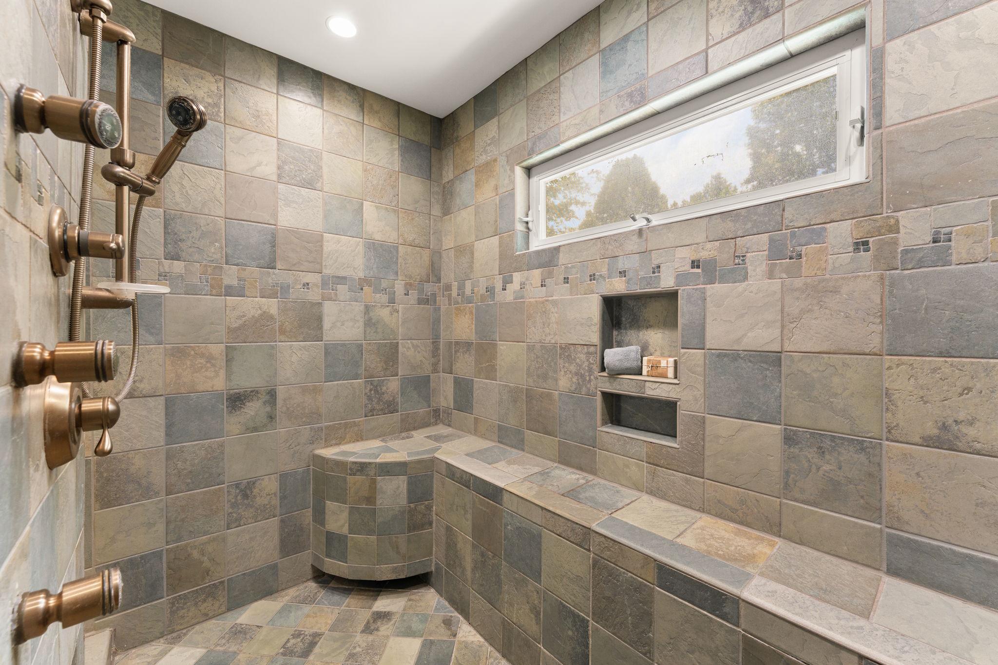 7154 Chesterfield Property Photo 80