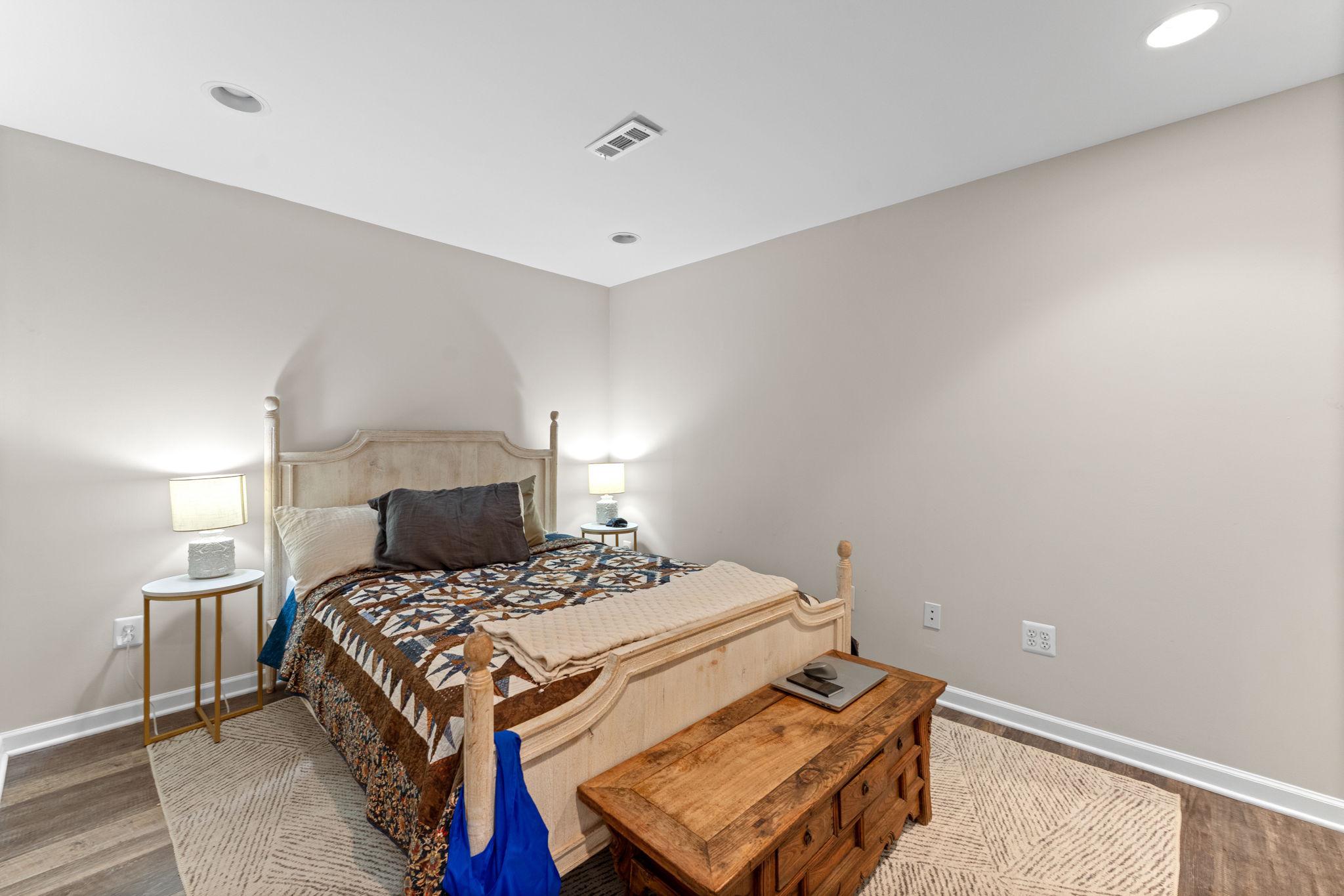7154 Chesterfield Property Photo 91