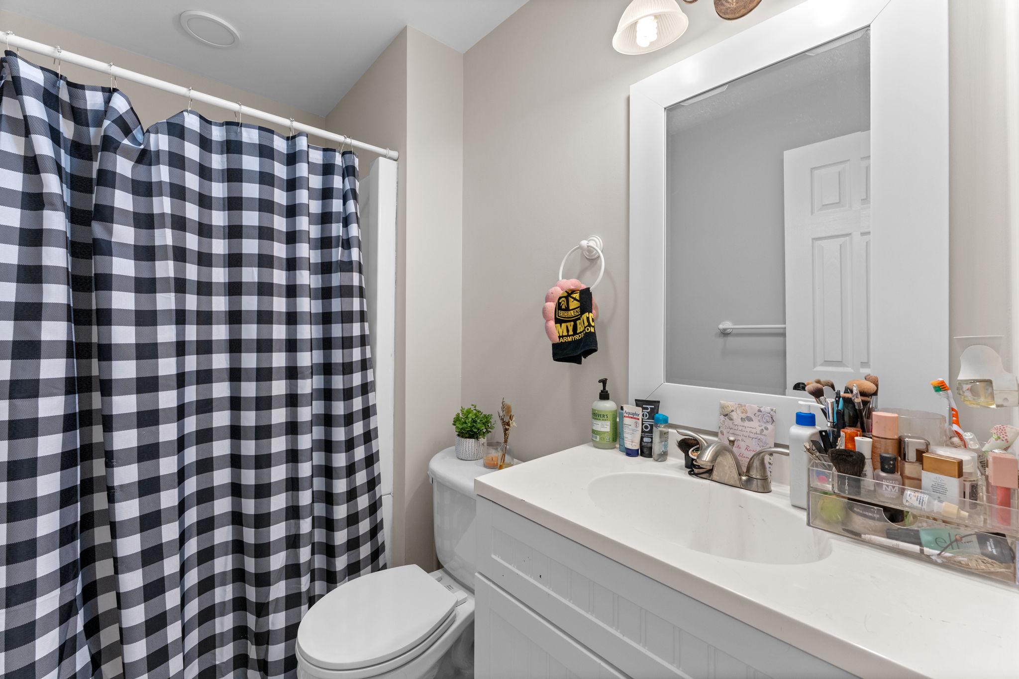 7154 Chesterfield Property Photo 101