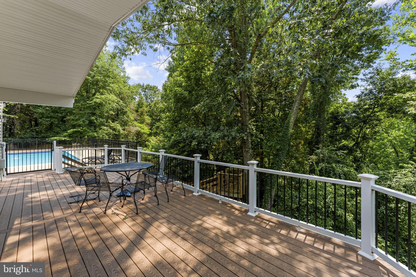 7154 Chesterfield Property Photo 104