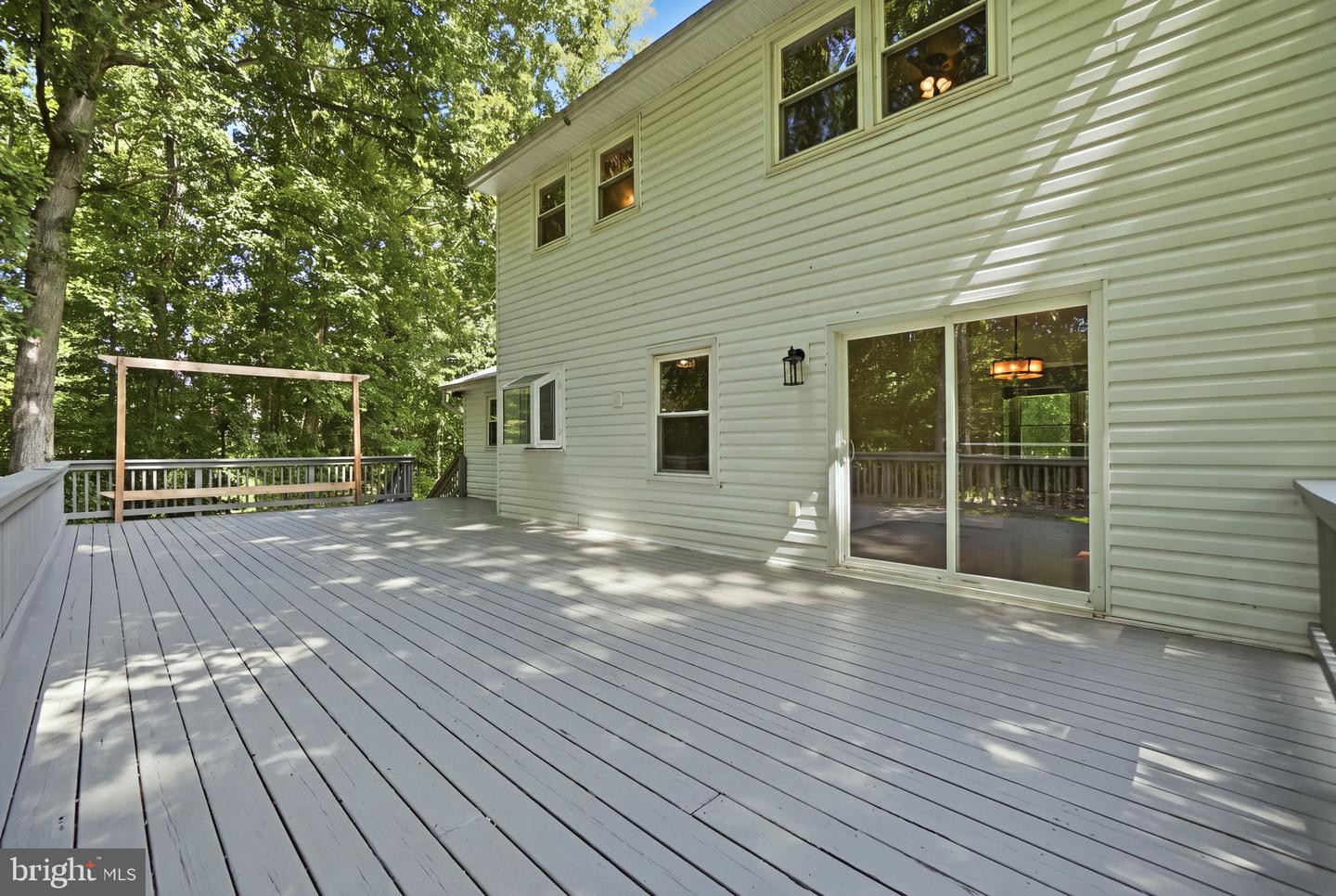 7238 Greenwich Rd Property Photo 50
