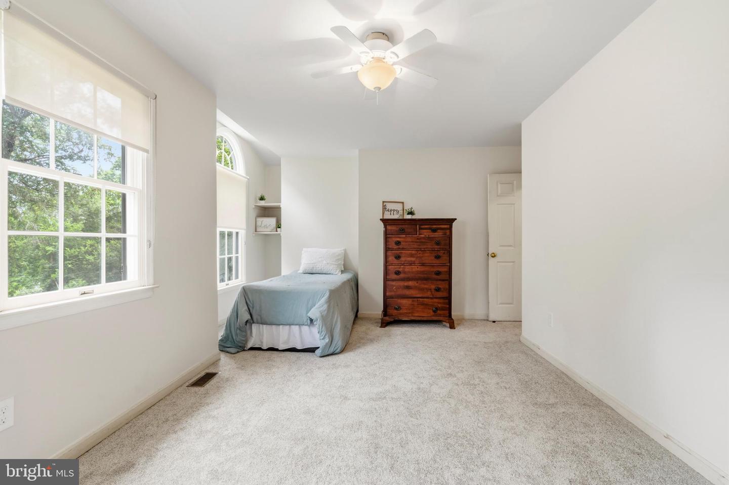 7823 Overbrook Dr Property Photo 31